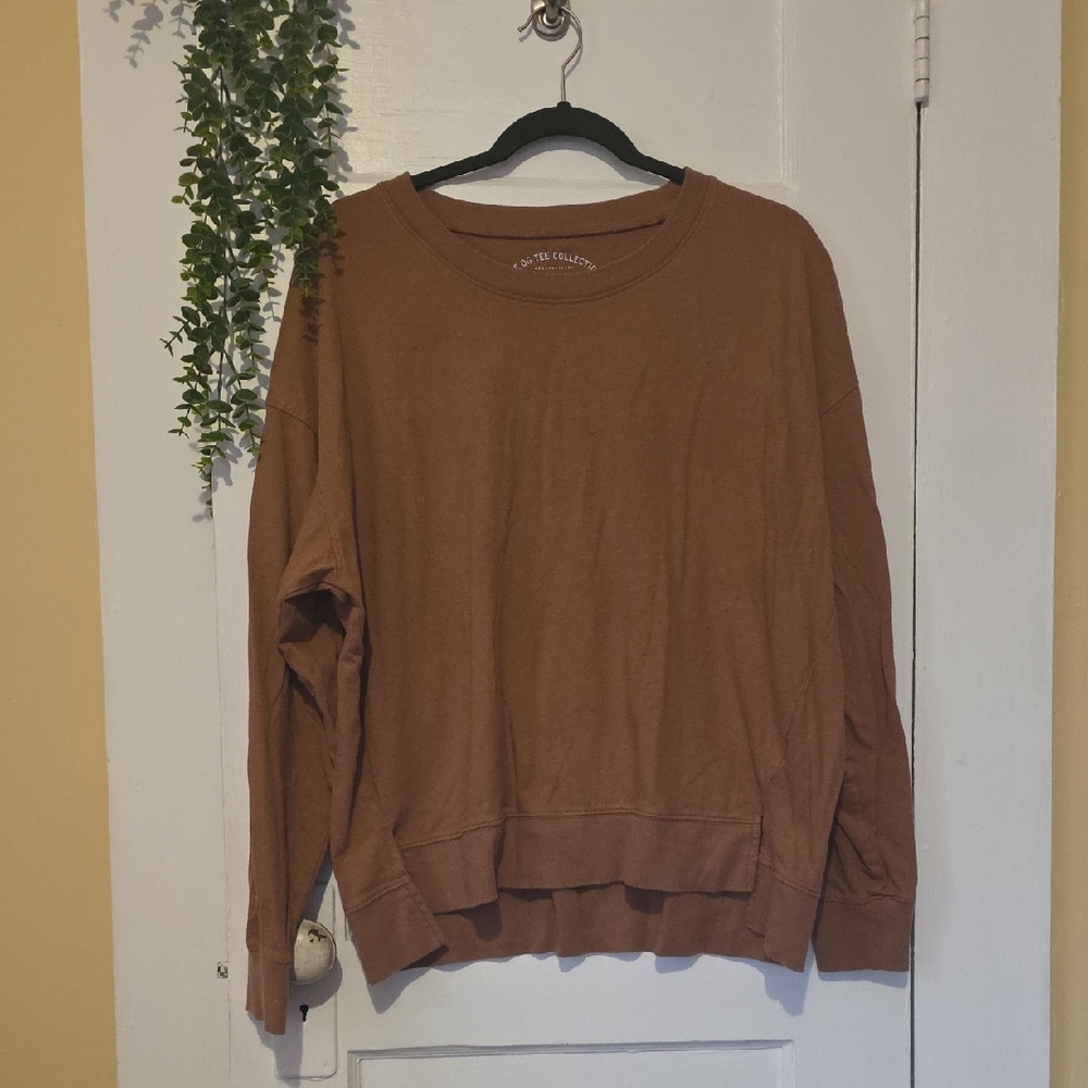Aeropostale Womens Tan Crewneck Sweater